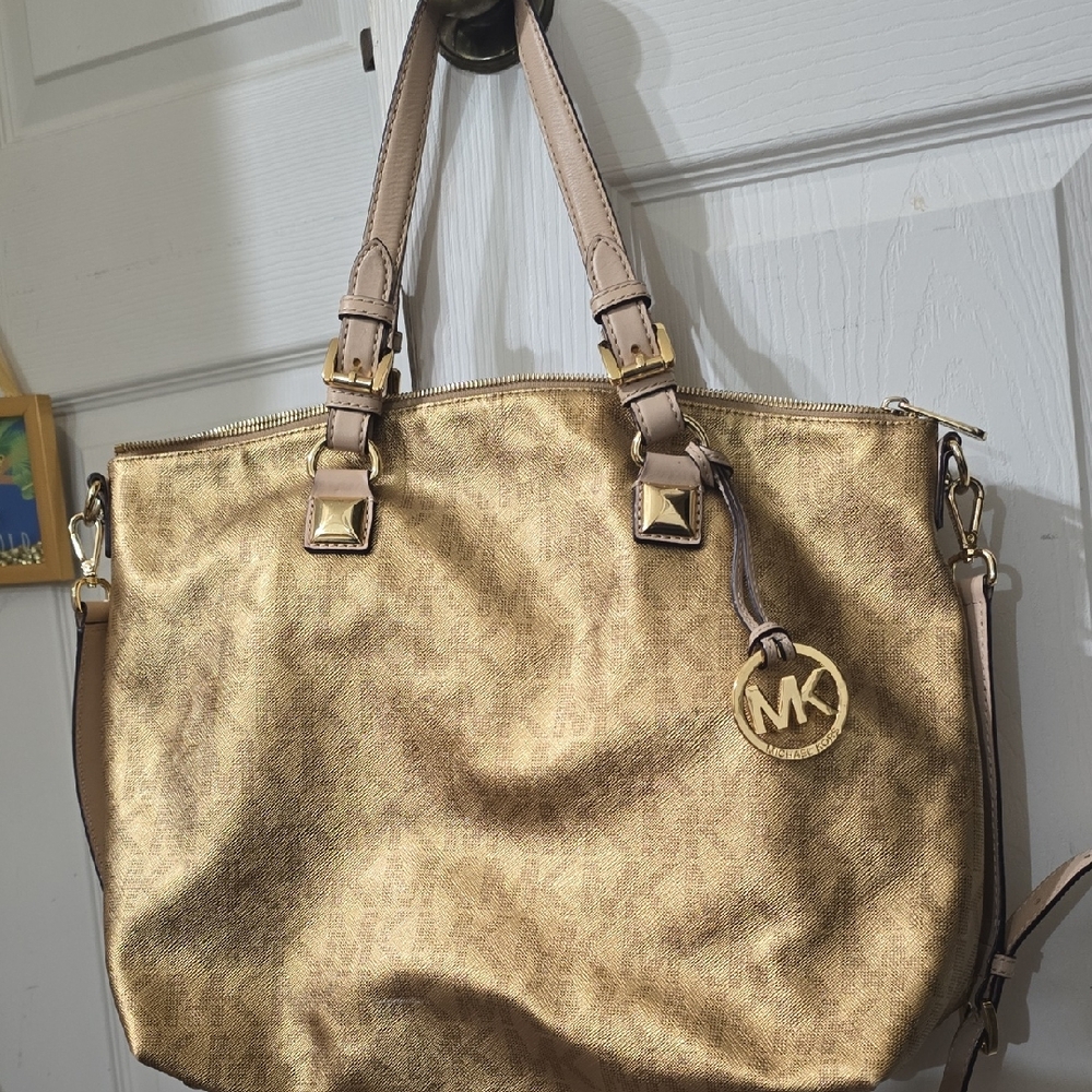 Michael Kors Gold Shoulder Bag